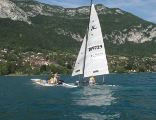  Navegación por el lago de Annecy con VPV
